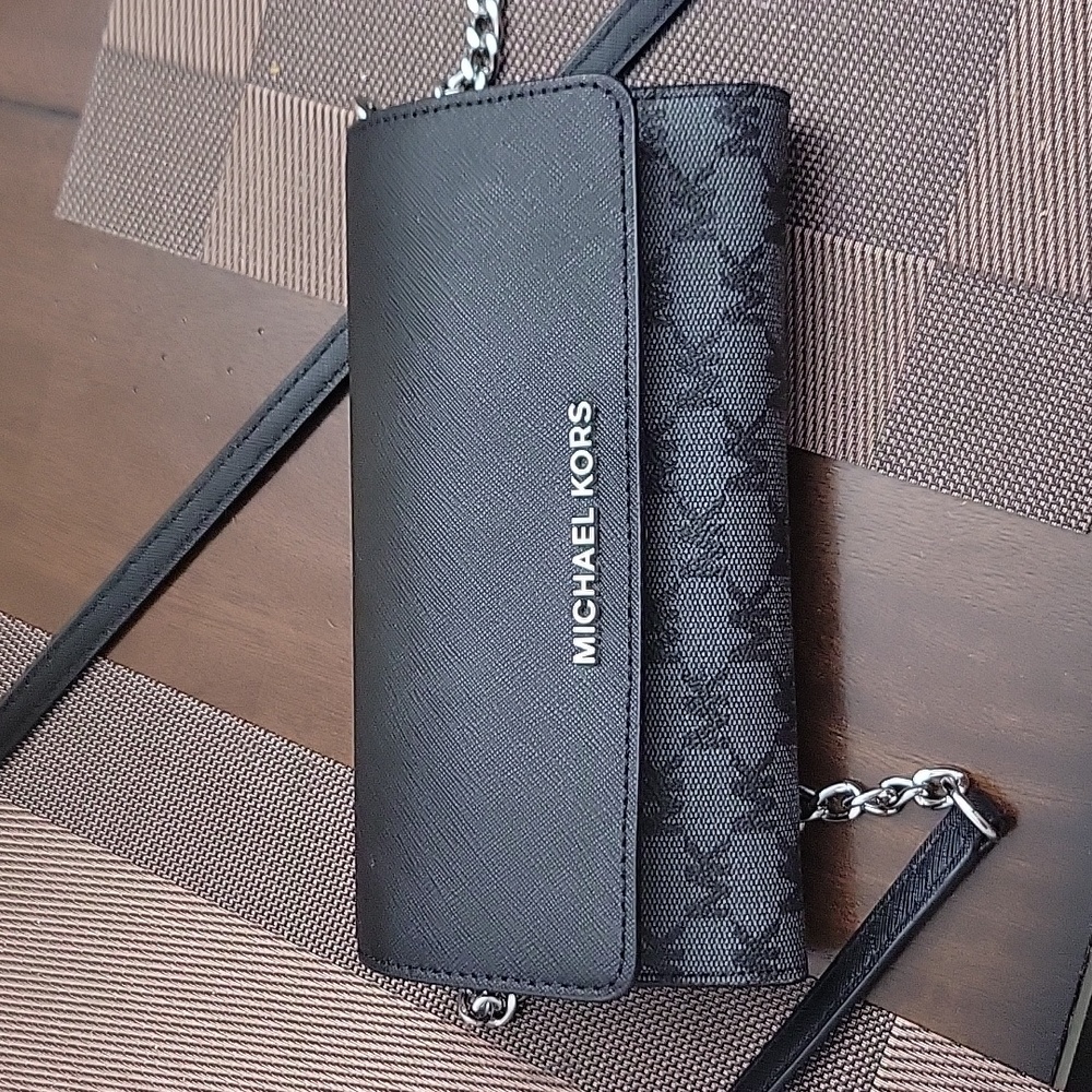 Michael Kors Crossbody Purse